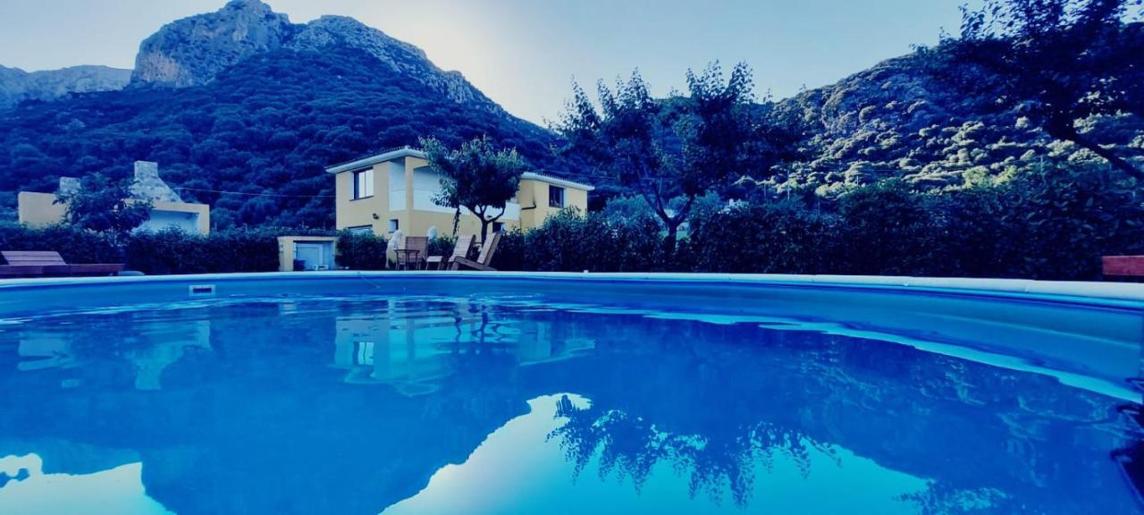 הוילה סיניסקולה Indipendente Con Piscina Uso Esclusivo Internet Illimitato מראה חיצוני תמונה
