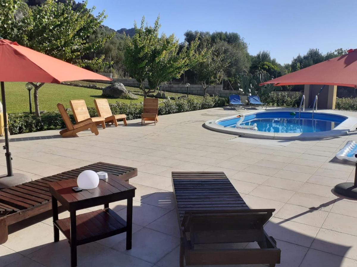הוילה סיניסקולה Indipendente Con Piscina Uso Esclusivo Internet Illimitato מראה חיצוני תמונה